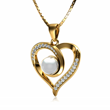 Load image into Gallery viewer, Gold Pearl Pendant
