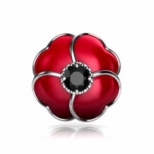 Load image into Gallery viewer, Poppy stud Earrings