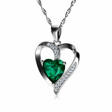 Load image into Gallery viewer, Green Heart necklace